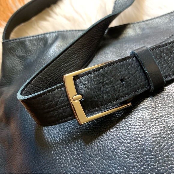 Marie Turnor Spacious The Ruffle Suede Leather Shoulder Bag - Picture 9 of 12